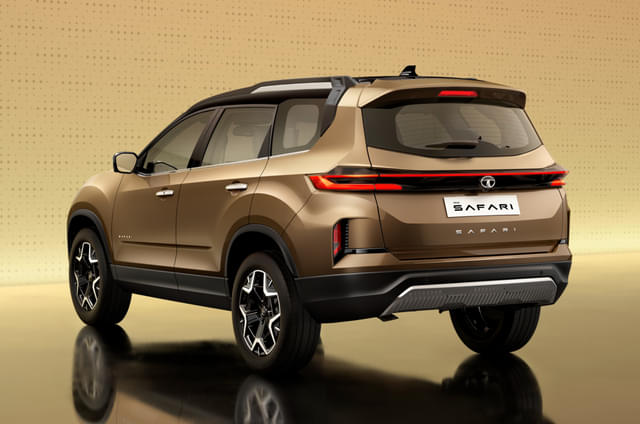 Rear View Image - 10658